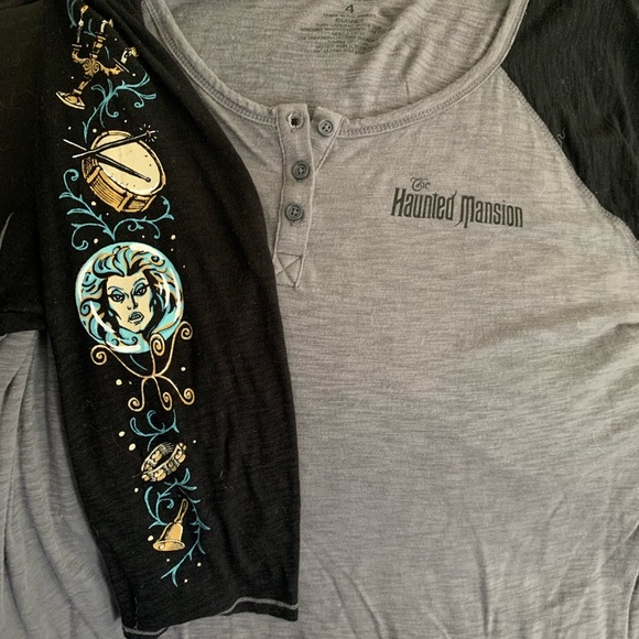torrid Tops - Torrid Disney Haunted Mansion Madame Leota Raglan